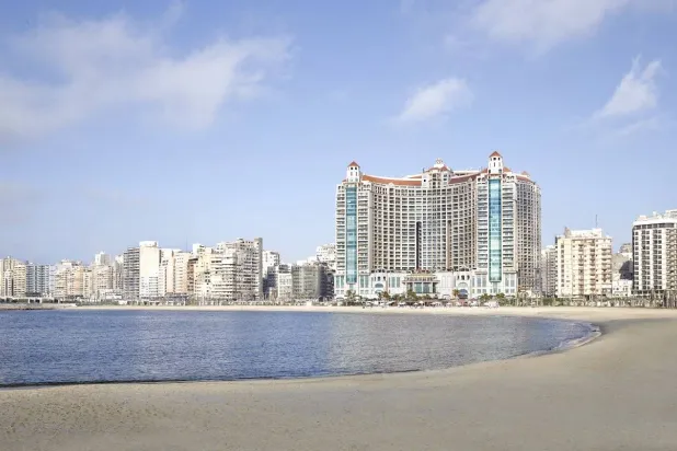 بمسابح خاصة وإطلالات ساحرة فيلات فورسيزونز الإسكندرية تجمع بين الفخامة والخصوصية للعائلات السعودية والخليجية