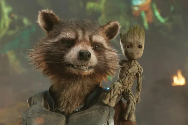 Rocket Raccoon, genetik ve sibernetik deneyler sonucu insansı zekayla konuşma yeteneği kazanmış alaycı, zeki bir silah ve teknoloji uzmanı (Walt Disney Studios Motion Pictures)