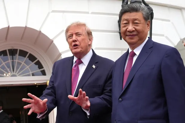 Trump, Şi'yle "müthiş bir görüşme gerçekleştirdiklerini" söyledi (AP)