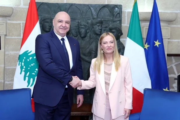 الرئيس عون مع رئيسة الوزراء الإيطالية جورجيا ميلوني خلال زيارته روما الشهر الماضي (الرئاسة اللبنانية)