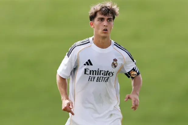 مانويل أنخيل من ريال مدريد لفولهام (نادي ريال مدريد)