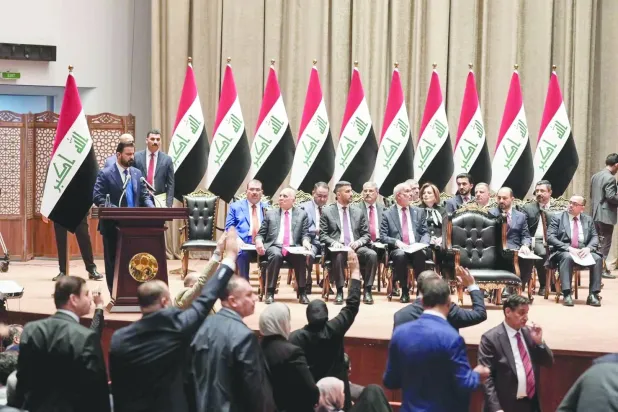 رئيس الوزراء علي الزيدي خلال التصويت على حكومته في البرلمان العراقي منتصف مايو 2026 (إعلام حكومي)