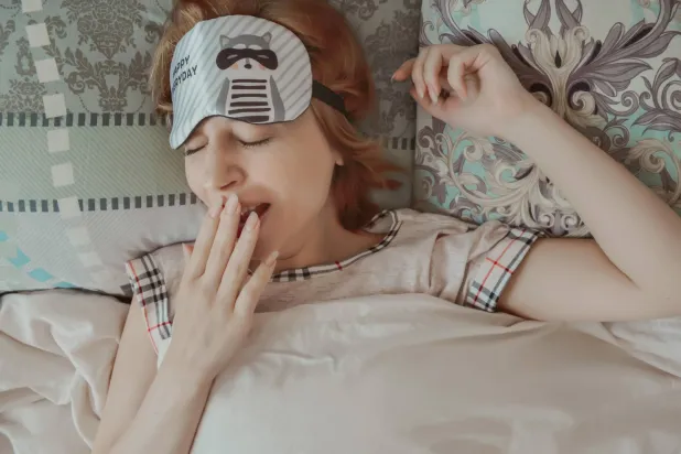 الشعور بالنعاس بعد تناول الوجبات أمر شائع (بكسباي)