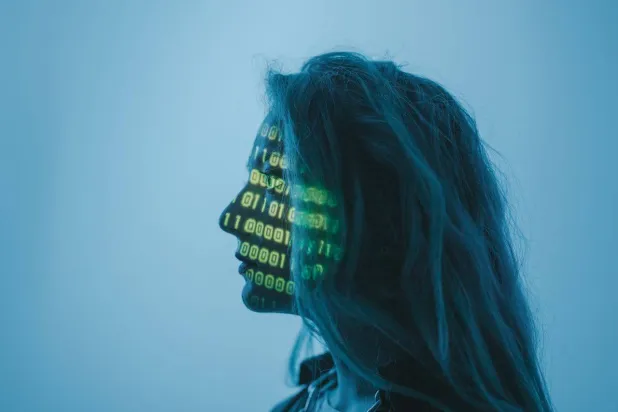 هل تستطيع الآلة أن تحل محل العلاقة الإنسانية التي يقوم عليها العلاج النفسي؟ (بكسلز)