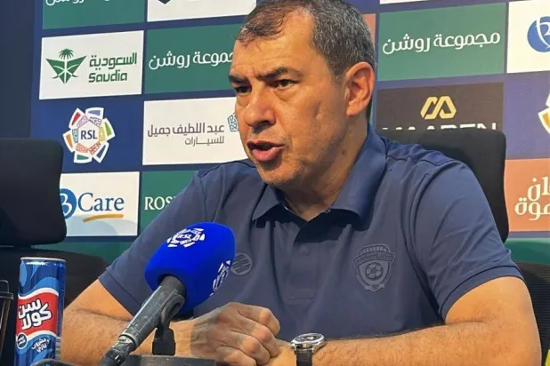 البرازيلي فابيو كاريلي مدرب فريق الفيحاء (الشرق الأوسط)