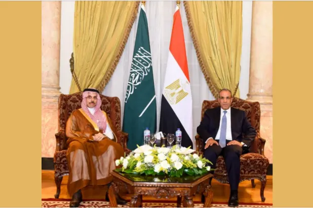 لقاء بن فرحان وعبد العاطي في القاهرة يونيو الماضي (صفحة وزارة الخارجية على «فيسبوك»)
