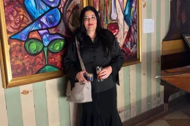 الفنانة التشكيلية السعودية شاليمار شربتلي (حسابها على فيسبوك)