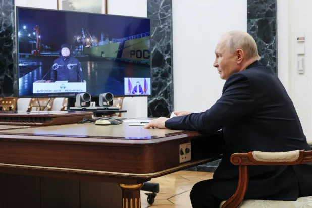 Russian President Vladimir Putin attends via video link the launch of the main pipeline of Rosneft's Vostok Oil project to the Sever Bay port terminal for tanker loading at the Kremlin in Moscow, Russia, 05 September 2026.  EPA/MIKHAIL METZEL/SPUTNIK/KREMLIN POOL  