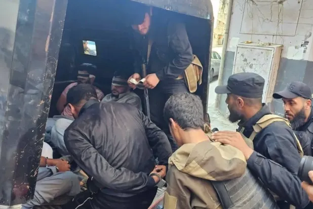 Halep ve kırsalında düzenlenen geniş kapsamlı güvenlik operasyonunda gözaltına alınanlar (Güvenlik kaynakları)