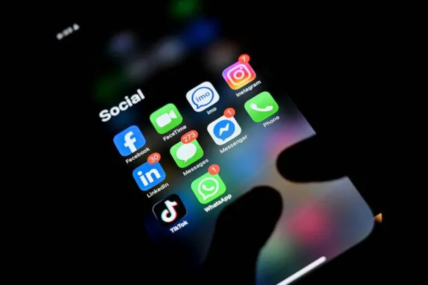 Australia could soon give citizens the choice to opt out of social media algorithms. Ishara S. KODIKARA / AFP
