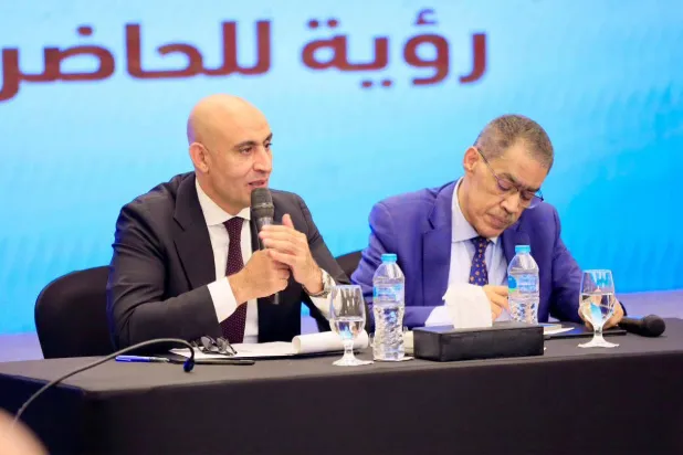 وزير التعليم خلال لقاء مع إعلاميين وخبراء (وزارة التربية والتعليم)