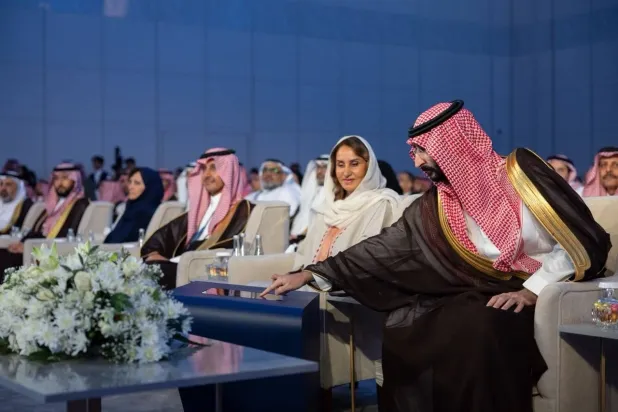 الأمير عبد الله بن بندر وزير الحرس الوطني السعودي افتتح أعمال «قمة الرياض العالمية للتقنية الحيوية الطبية» الاثنين (واس)