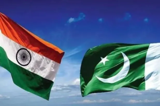 Pakistan ve Hindistan bayrakları (yaygın)