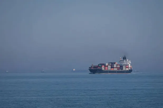 17 Nisan 2025’te Ukrayna’nın Odesa kenti açıklarında Karadeniz’de bulunan yük gemileri (Reuters)