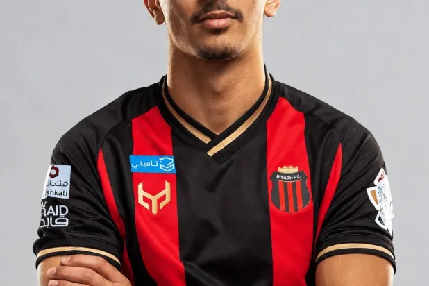عصام بحري لاعب نادي الرياض (حساب النادي)