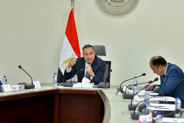 القائم بأعمال وزير الثقافة خلال اجتماع  باللجنة العليا لمعرض القاهرة الدولي للكتاب (وزارة الثقافة)