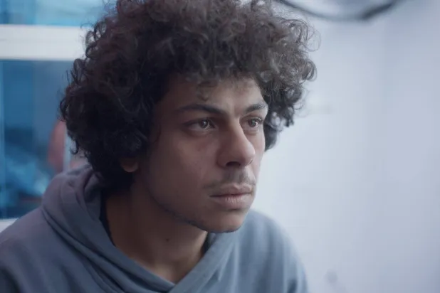 الممثل الأردني محمد نزار بشخصية «باسل» في فيلم «غرق» للمخرجة زين دريعي (صور الممثل)