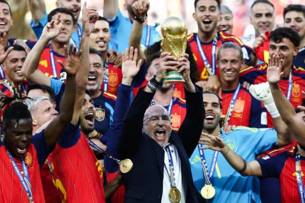 Spain coach Luis de la Fuente says his team must improve and cannot lean on their prior success after winning the World Cup. FRANCK FIFE / AFP

