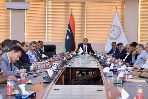 وزير التربية والتعليم في غرب ليبيا محمد عبد السلام القريو خلال اجتماع مع مراقبي التربية والتعليم يوم الأحد الماضي (الصفحة الرسمية للوزارة)