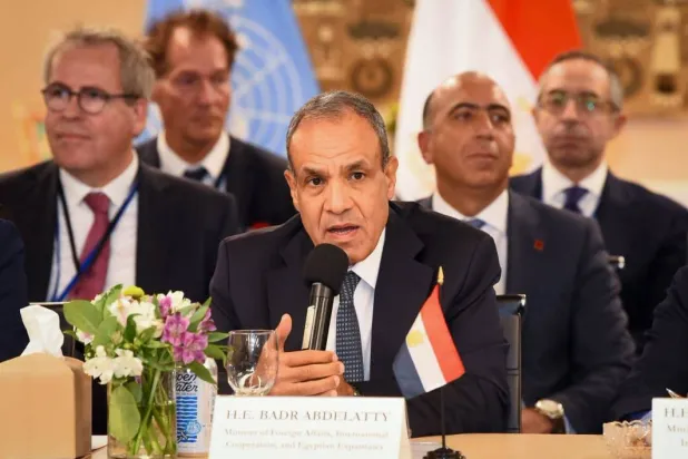 وزير الخارجية المصري يستضيف مائدة مستديرة حول التعافي المبكر في غزة على هامش الجمعية العامة للأمم المتحدة الخميس (صفحة وزارة الخارجية على «فيسبوك»)