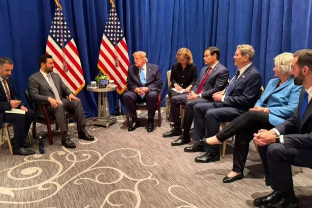 رئيس الحكومة العراقية علي الزيدي بغياب الوفد العراقي يلتقي الرئيس الأميركي دونالد ترمب في نيويورك يوم 23 سبتمبر 2026 (إعلام حكومي)