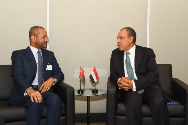 عبد العاطي يبحث في نيويورك مع بدر بن حمد البوسعيدي تطورات المشهد الإقليمي (صفحة وزارة الخارجية المصرية على «فيسبوك»)