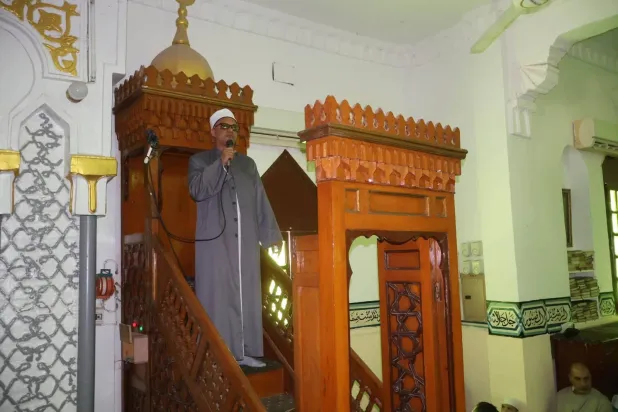 خطبة الجمعة من مسجد الشرطة بمحافظة سوهاج (صفحة وزارة الأوقاف المصرية على «فيسبوك»)