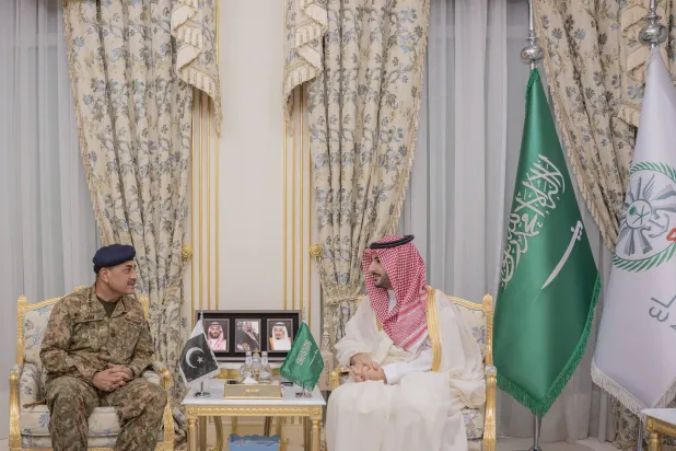 السعودية وباكستان تؤكدان العمل المشترك لمواجهة الاعتداءات وفق «اتفاقية مكة»
