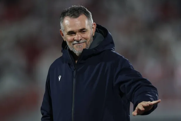 الفرنسي ويلي سانيول مدرب منتخب جورجيا المستقيل (أ.ف.ب)