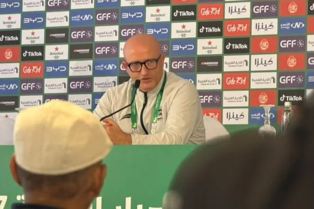 الجزائري نور الدين ولد علي مدرب المنتخب اليمني (الشرق الأوسط)