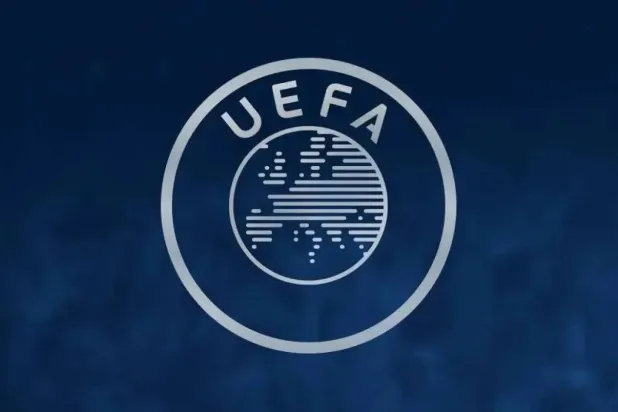 يعتزم الاتحاد الأوروبي لكرة القدم «يويفا» توزيع 31.5 مليون يورو على الأندية التي سمحت للاعبيها بالمشاركة مع منتخبات بلادهم (رويترز)