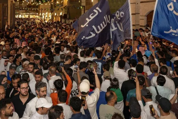 تدفق كبير لمشجعي المنتخبات الخليجية في أروقة وساحات جدة التاريخية (واس)