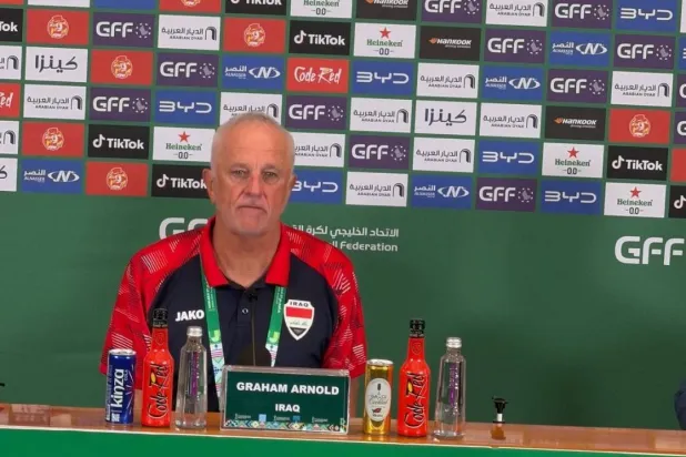 غراهام أرنولد مدرب المنتخب العراقي (الشرق الأوسط) 