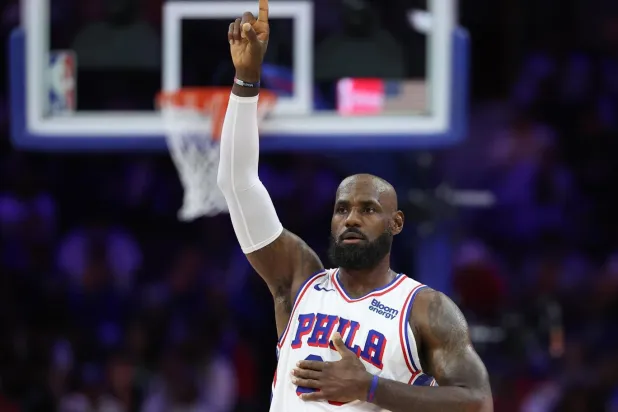 2023'te Kareem Abdul-Jabbar'ın rekorunu kırarak NBA tarihinin en skorer oyuncusu olan LeBron James, bu yıl Philadelphia 76ers'ın kadrosunda (Reuters)