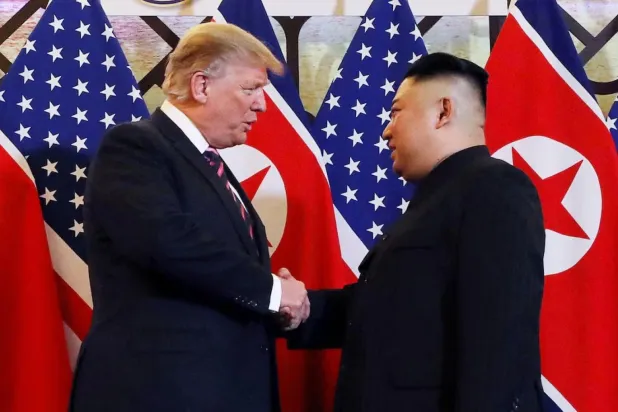 Donald Trump, görevdeyken bir Kuzey Kore lideriyle yüz yüze görüşen ilk ABD başkanı olmuştu (Reuters)