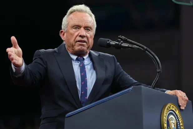 ABD Sağlık Bakanı RFK Jr., aşı karşıtlığı ve komplo teorileriyle ilgili açıklamalarıyla da tartışma yaratmıştı (AP)