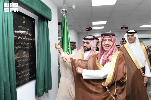 Saudi Ambassador to Egypt Saleh Al-Husseini and Secretary-General of the Cultural Missions at the Ministry of Education Abdulaziz Al-Shehri. (SPA)