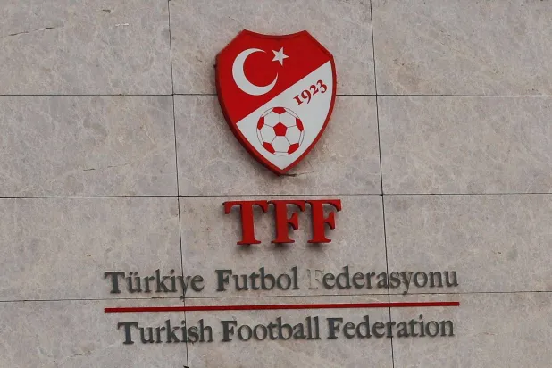 أحال الاتحاد التركي لكرة القدم نحو 450 مسؤولاً في الأندية من بينهم بعض أبرز المسؤولين بالبلاد (الاتحاد التركي لكرة القدم)