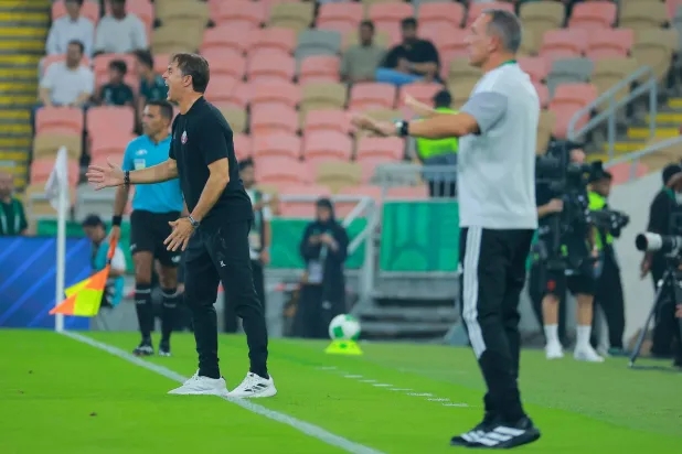 الإسباني جوليان لوبيتيغي مدرب المنتخب القطري (تصوير: محمد المانع) 