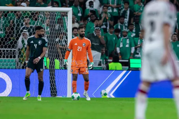 محمد العويس أصبح رابع قائد سعودي يرفع لقب كأس الخليج (المنتخب السعودي)