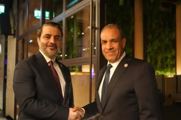وزير الخارجية المصري يلتقي نظيره السوري على هامش اجتماع مجلس جامعة الدول العربية في يونيو الماضي (صفحة الخارجية المصرية على فيسبوك)