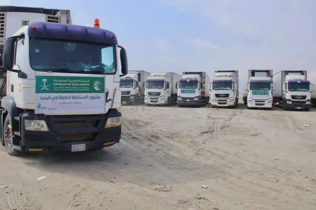 Suudi yardım tırları, 3 bin 240 gıda kolisi taşıdı (SPA)