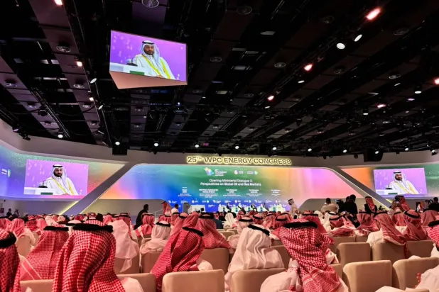 أمين عام «أوبك» يتحدث في جلسة حوارية ضمن مؤتمر البترول العالمي في الرياض (الشرق الأوسط)