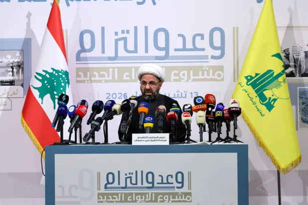حزب الله يطلق حملة "وعد والتزام" لاستيعاب غضب نازحيه المتضررين