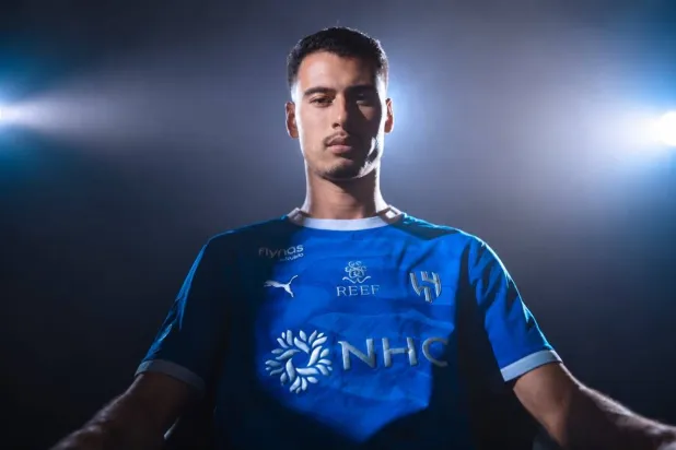 البرازيلي غابرييل مارتينيلي لاعب فريق الهلال (حساب اللاعب)