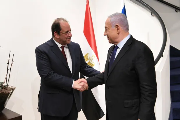 بنيامين نتنياهو يستقبل عباس كامل بالقدس في مايو عام 2021 (الحكومة الإسرائيلية)