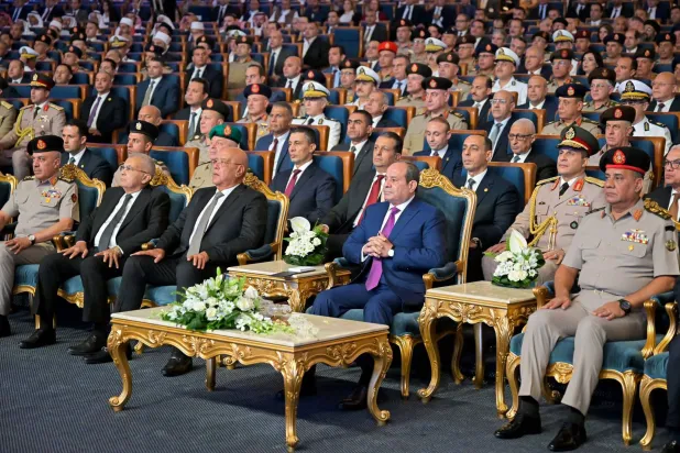 السيسي أكد أن لمصر دستوراً تمت الموافقة عليه ولن يمسه أحد (الرئاسة المصرية)