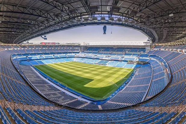 «برنابيو» و«كامب نو» ضمن ملف إسبانيا لاستضافة كأس العالم للرغبي 2035