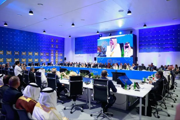 الجدعان خلال مشاركته في اجتماع المحافظين العرب مع رئيس مجموعة البنك الدولي يوم الجمعة (إكس)
