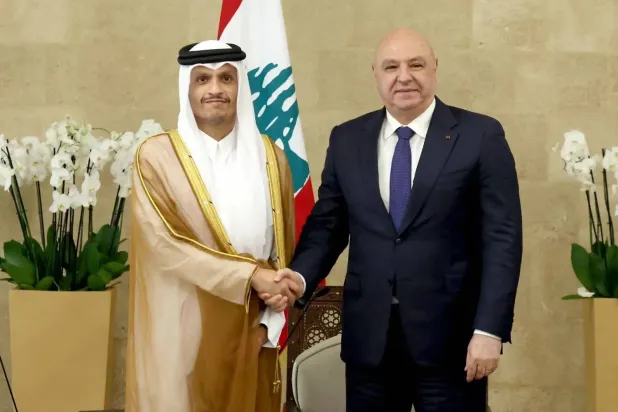 Lebanese President Joseph Aoun welcomes Qatari Prime Minister and Foreign Minister Sheikh Mohammed bin Abdulrahman bin Jassim Al Thani in Beirut (AFP/Lebanese Presidency). 